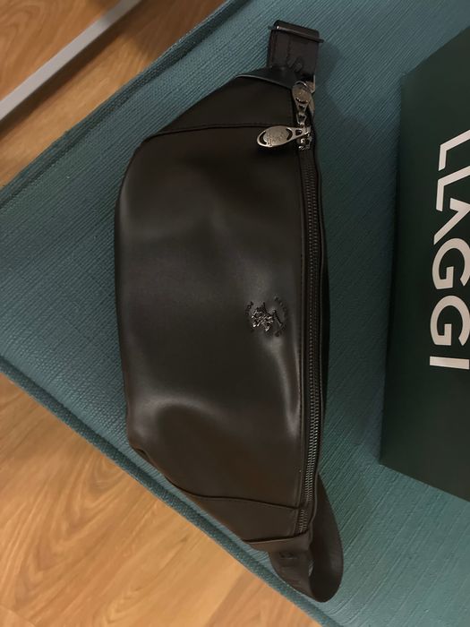 Мъжка нова чанта.