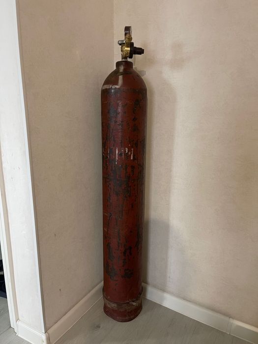 Продам 40л баллон+редуктор 60000тг