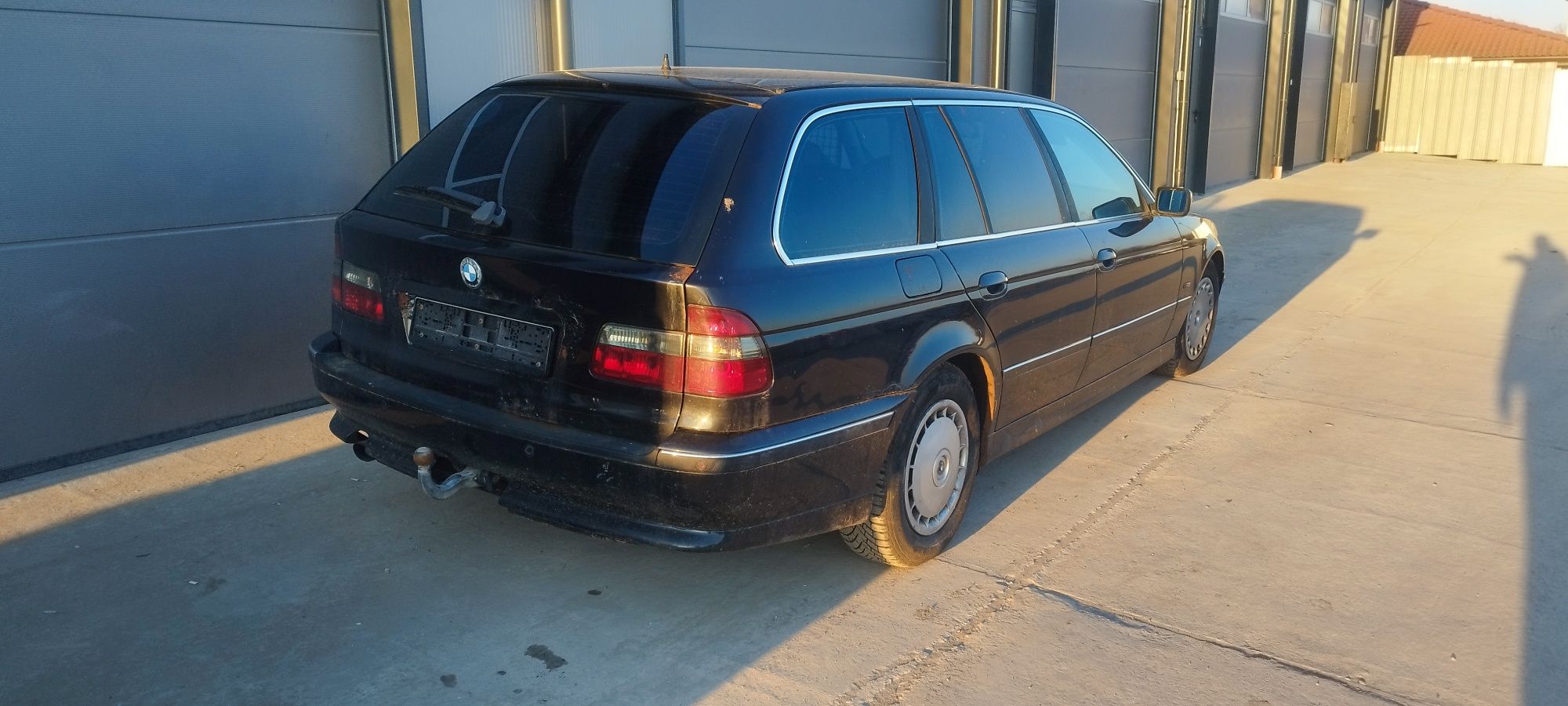 BMW E 39 523i M52