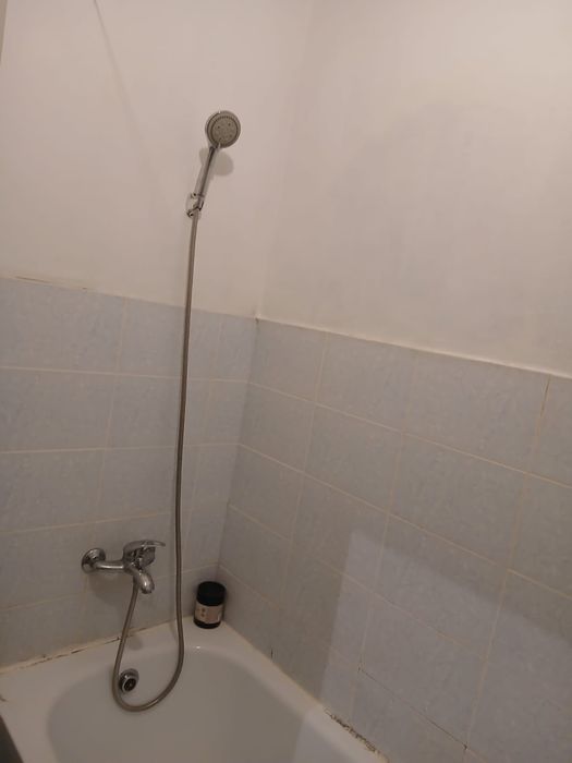 Inchiriez garsoniera