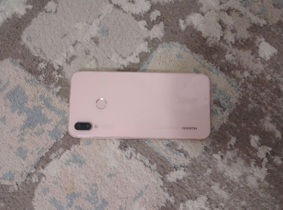 Хуавей р20лаит, 64гиг,