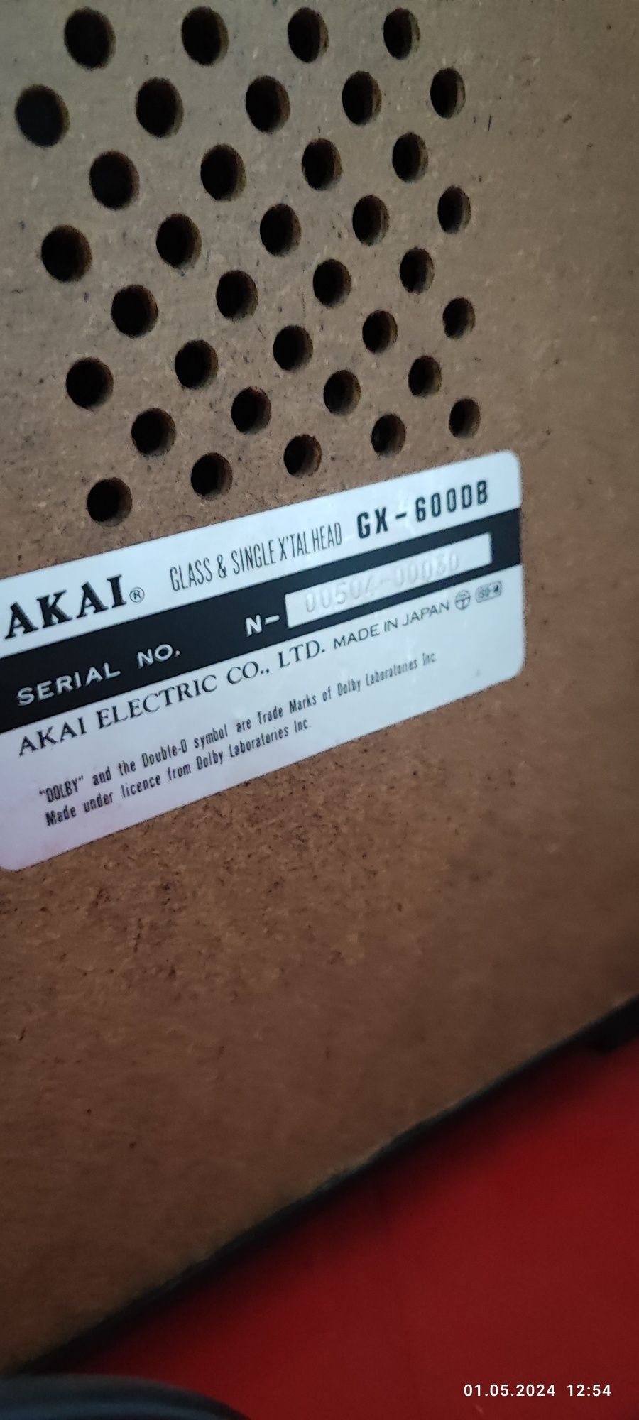 Vând magnetofon Akai gx 600db convenabil