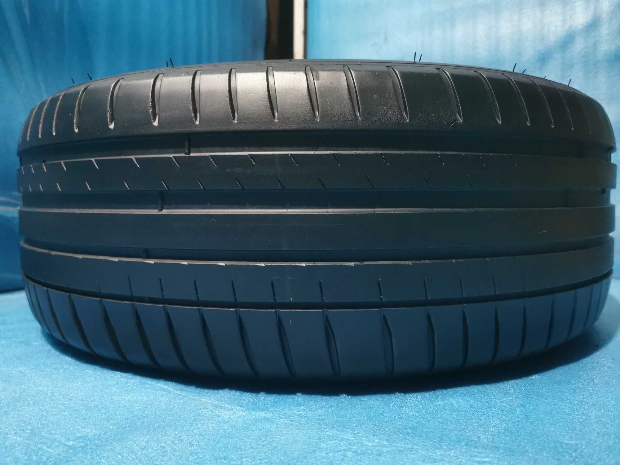 225 45 18 michelin runflat o bucata