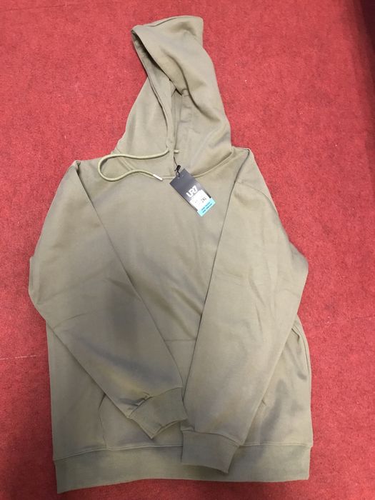 Толстовка на продаже