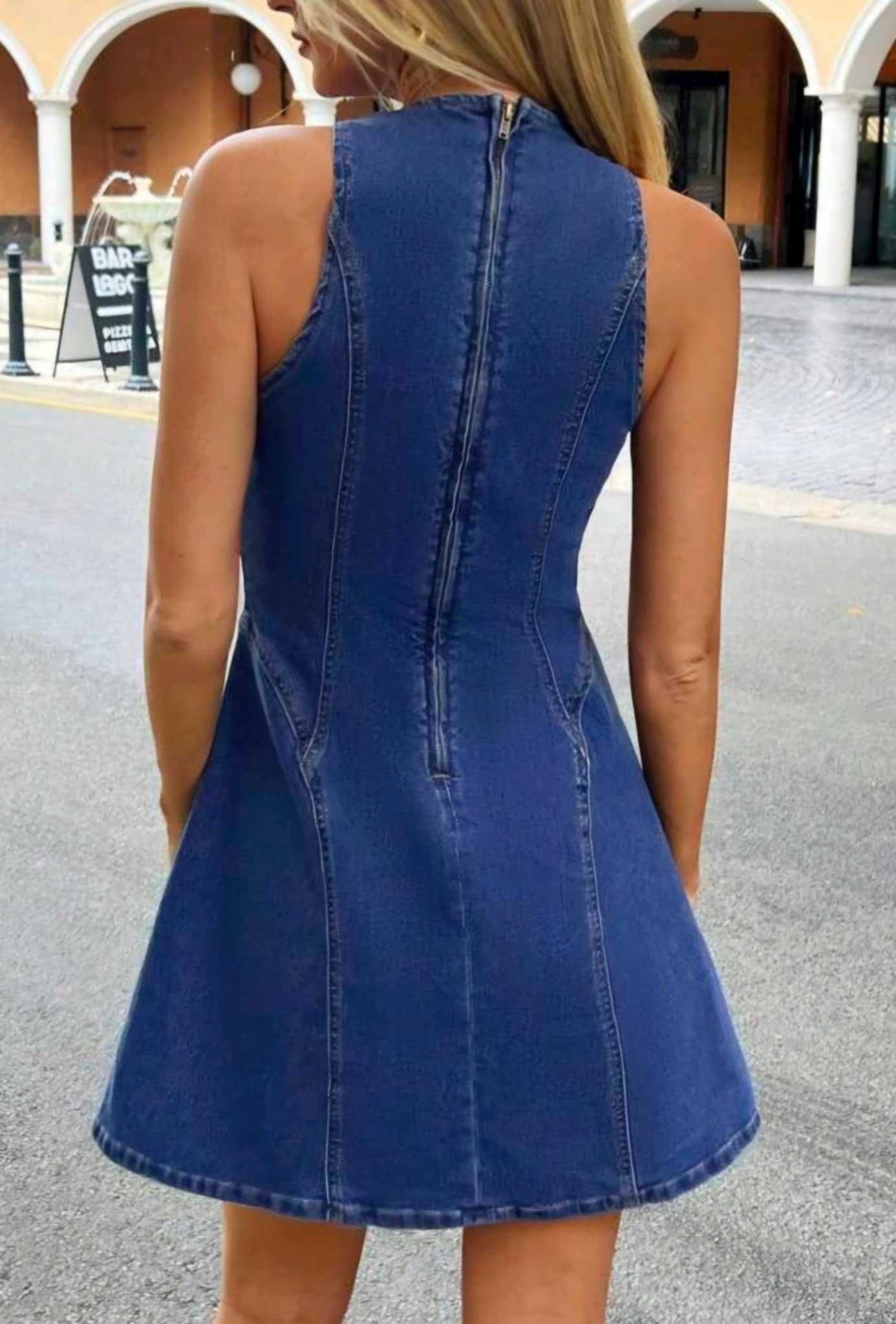НОВА дънкова рокля с етикет!!! марка Forever 21.