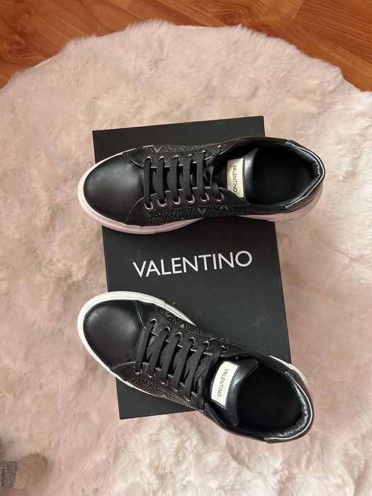 Дамски кецове Valentino 39 номер