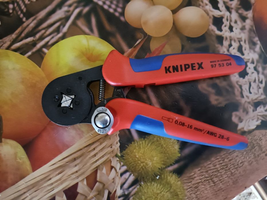 Set: Cleste de sertizat + Stripax