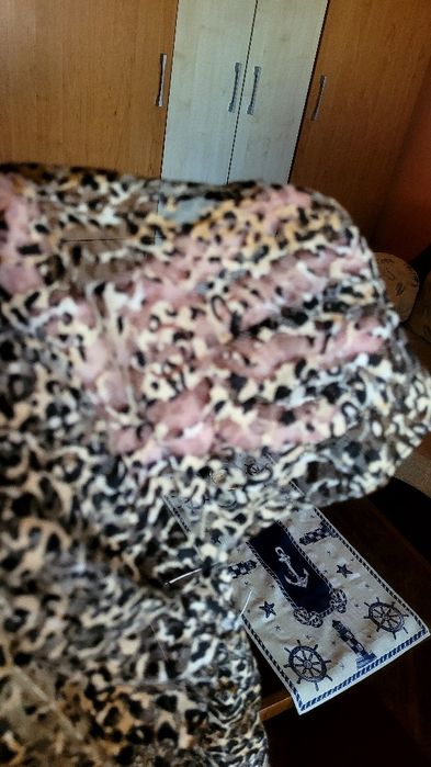 Дамска рокля с леопардов принт