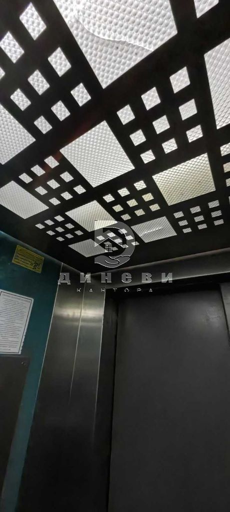 Продава се Тристаен апартамент в Стара Загора, Център - 106 кв.м за 1274 €/кв.м - Снимка #11