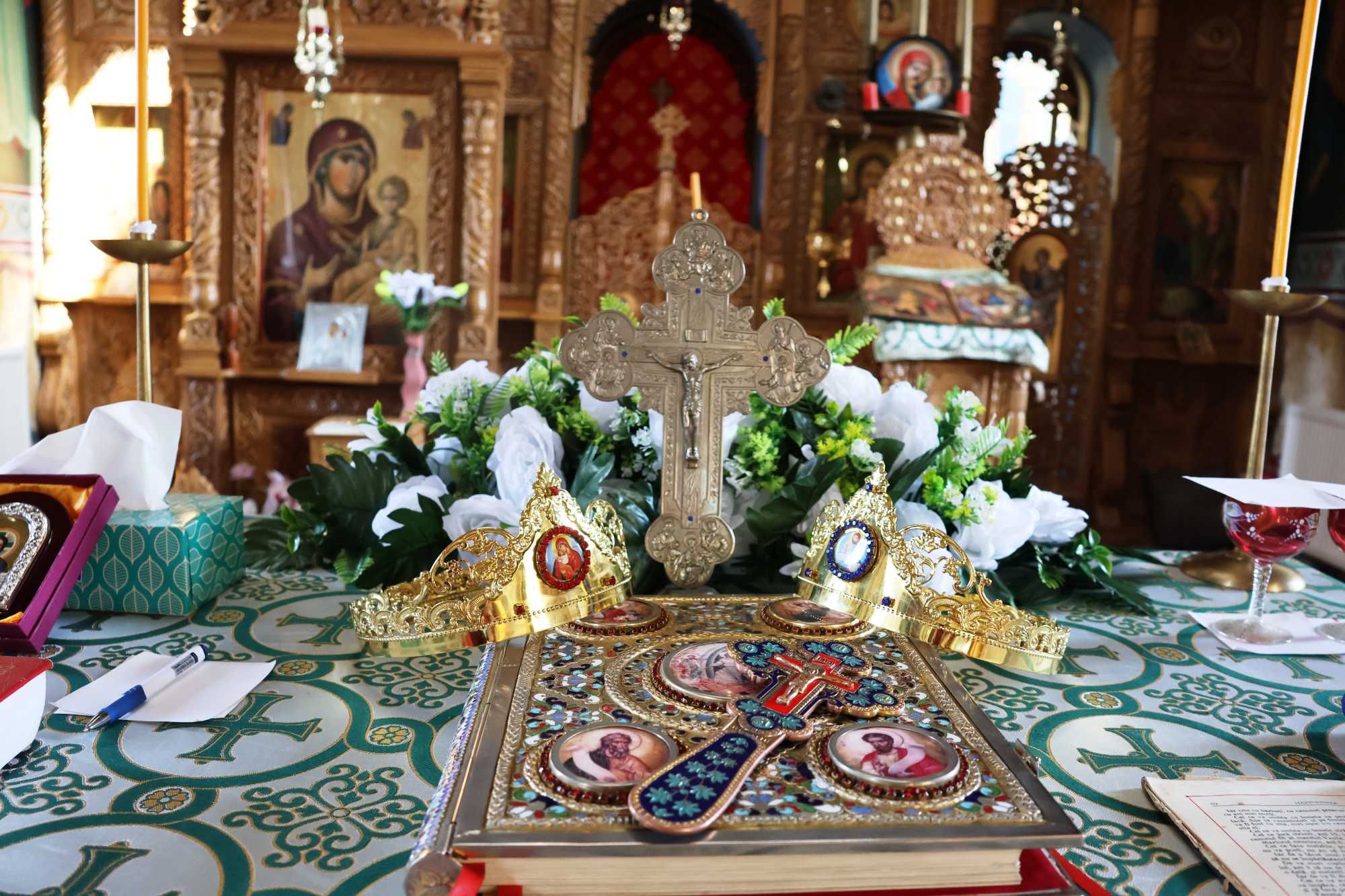 Decor nunta, botez, cununie, gatit mireasă