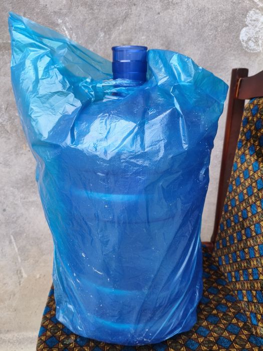 Б/у 19 litrli bakalashkalar sotiladi 7 000 sumdan