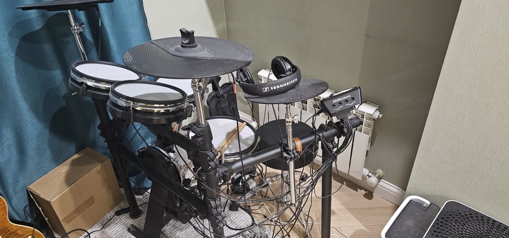 Продаю юлектронной барабан millennium MPS 450 + стул + нашники + чехол