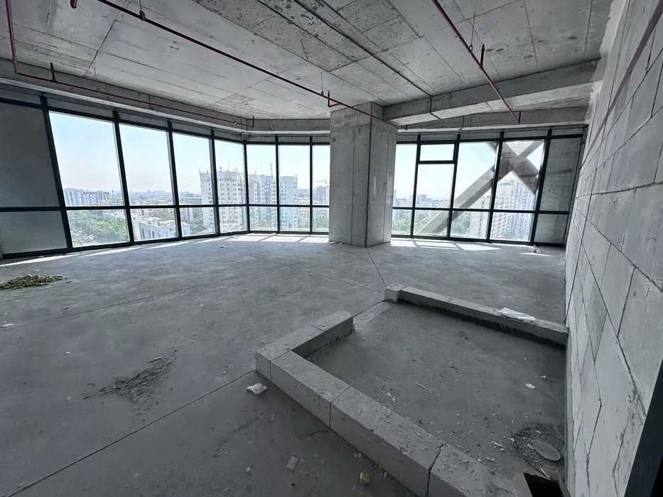 СРОЧНО ПРОДАЁТСЯ нежилое помещенине на ЖК Piramit Tower