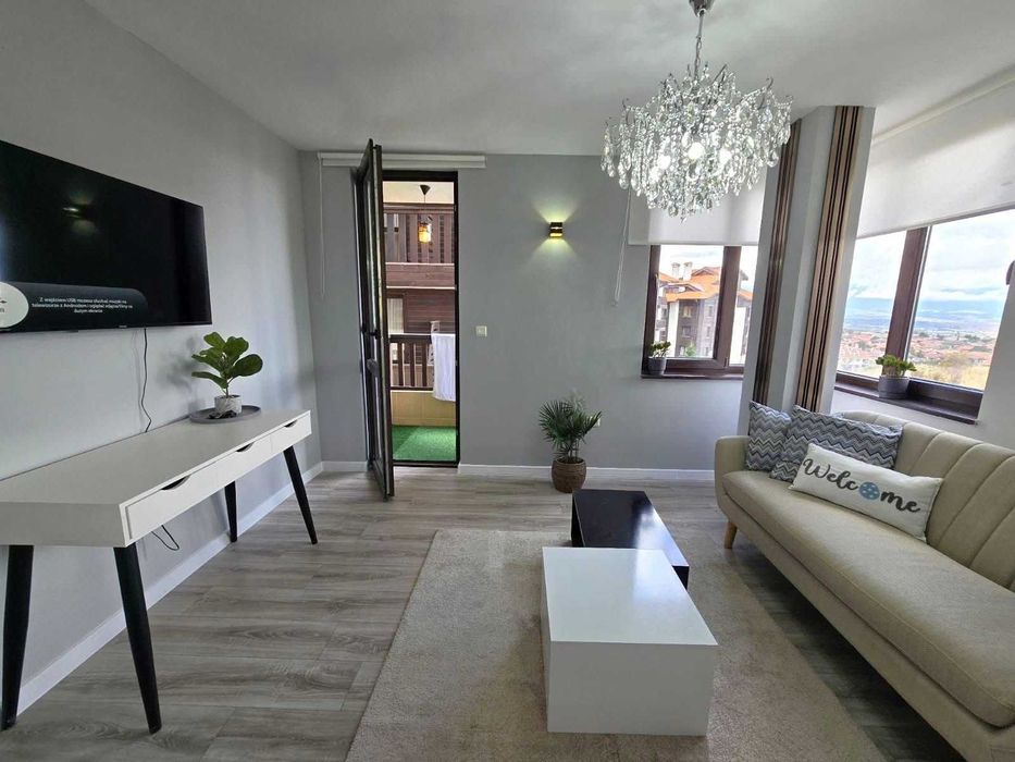 Луксозно обзаведен двустаен апартамент