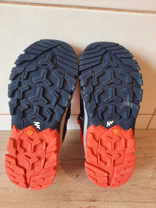 Incaltaminte drumetie Crossrock Decathlon - marimea 32