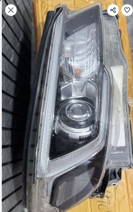 Оригинал фары на Subaru Forester 2020г