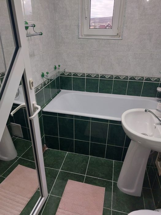 Apartament de inchiriat