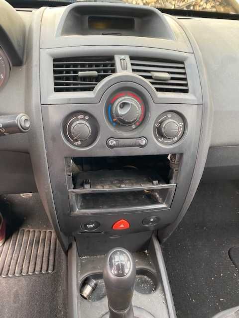 Dezmembrez Renault Megane 2 break 2005 1.5 dci 101cp ,motor k9k, jr5
