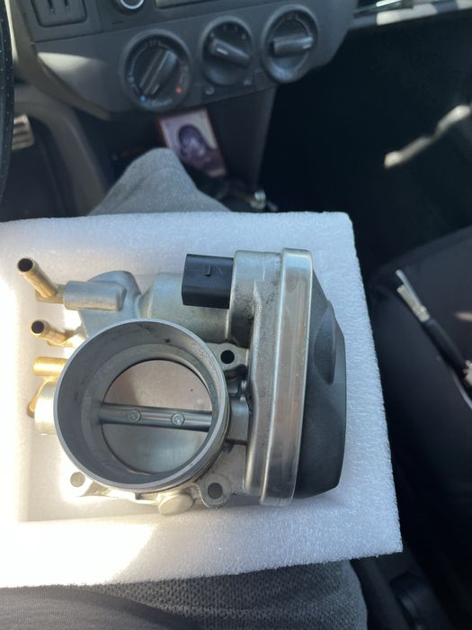 Дросел клапа за Голф 5,6 1.6 Bifuel газ