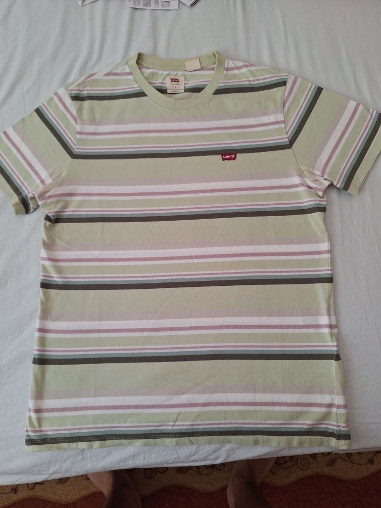 Мъжки тениски  Levis, North face, Polo ,Calvin klein , Guess
