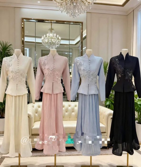 Вечернее платье в голубом цвете