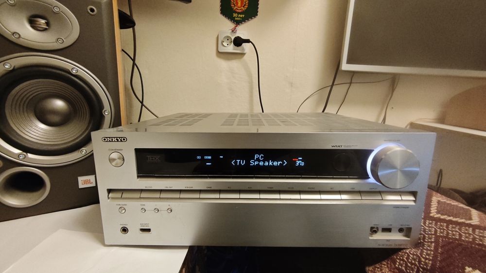 ONKYO TX-NR717 ресивер