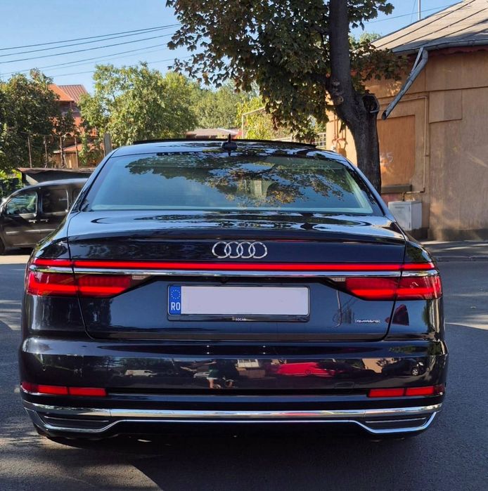 Audi A8L 6.0TFSI HYBRID Prezidențial
