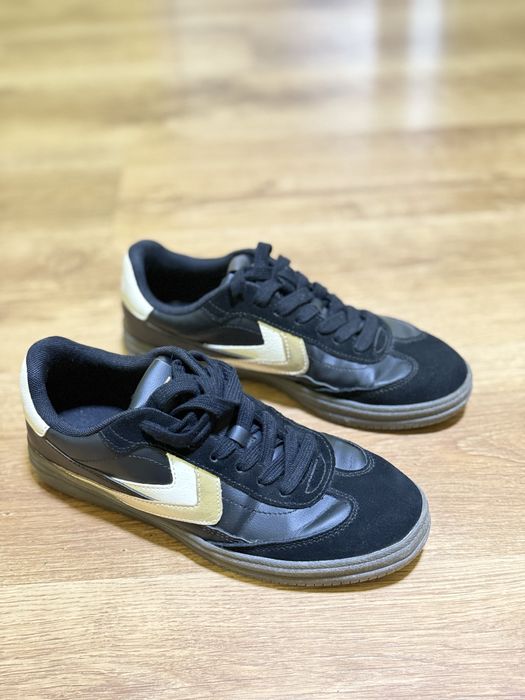 Bershka pantofi sport retro