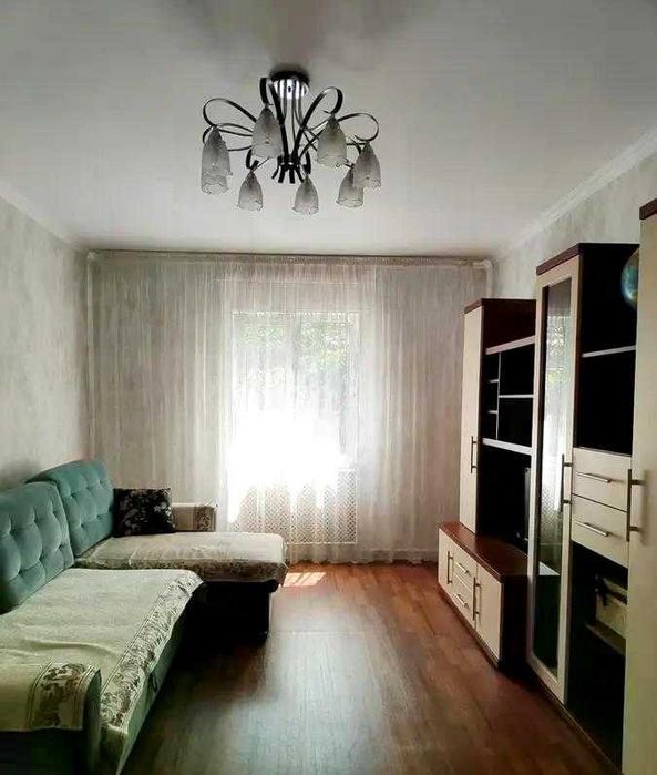 Продам часть отдельно стоящего трёхкомнатного  благоустроенного  дома.