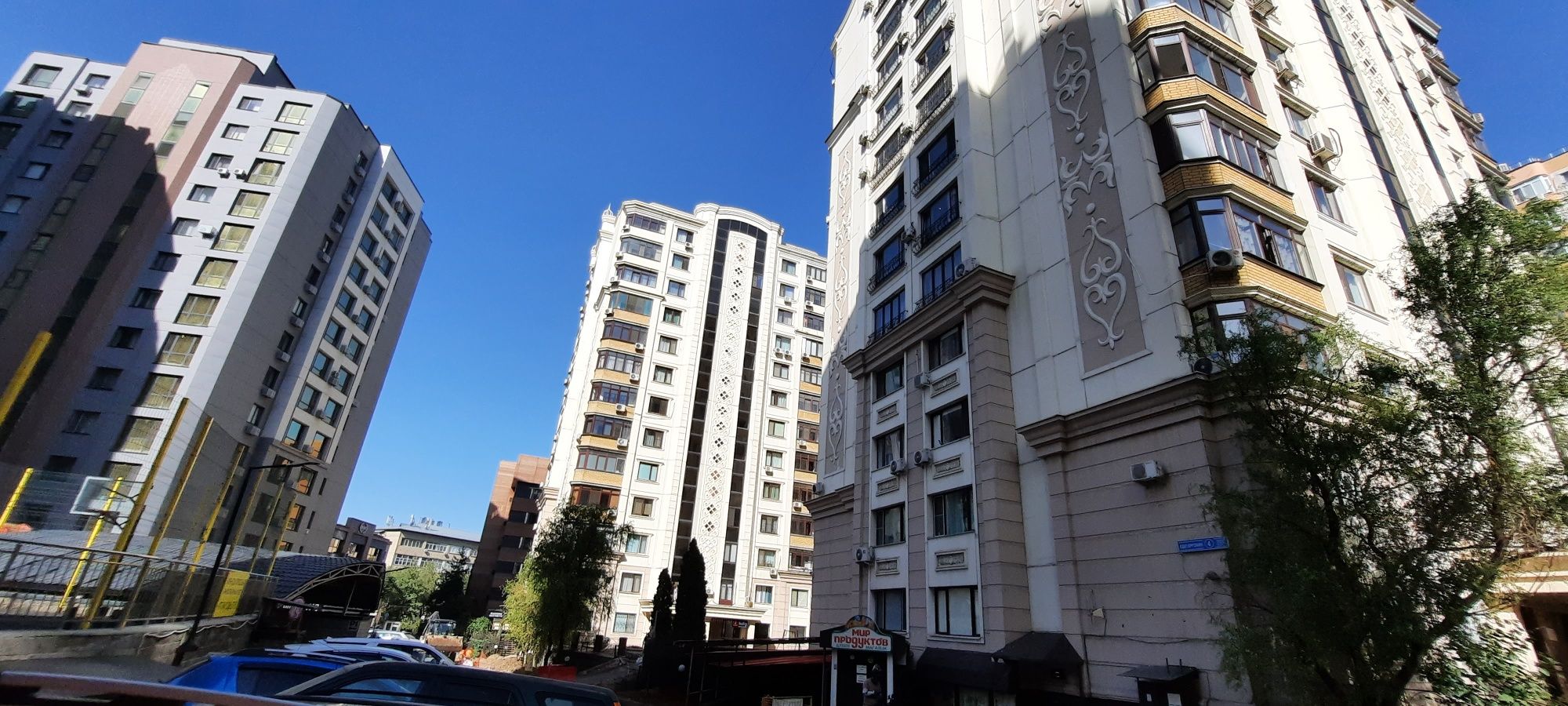 Сдаю 2  ком кв жк Алтын Орда