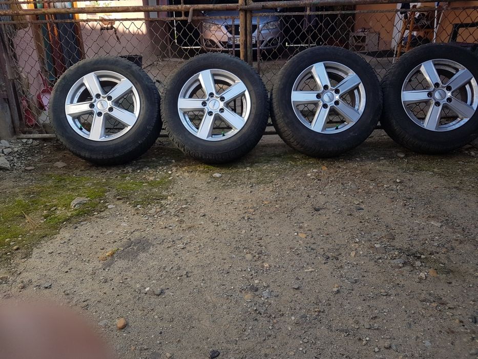 Vand jante de aliaj.