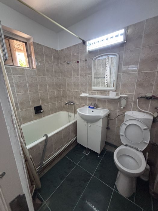 2 camere de inchiriat