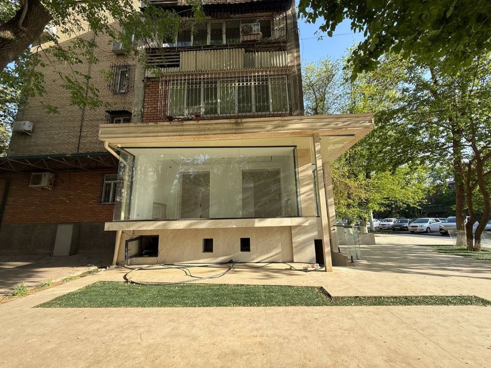 Продажа Коммерции с Арендатором-2500у.е., Центр Ц1, 88 м²,Вдоль дороги