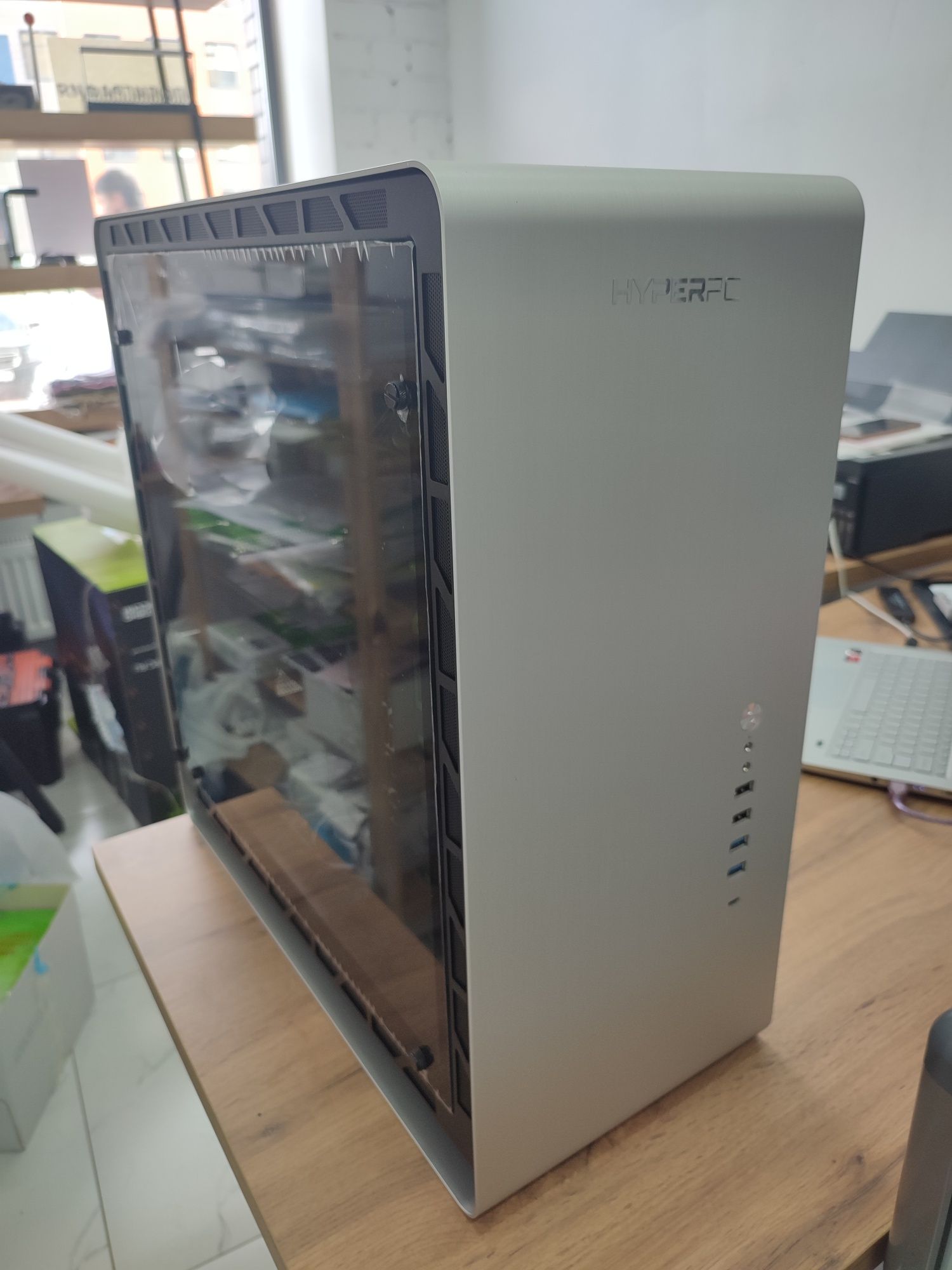 Топовый компьютер LUMEN  от HYPER PC