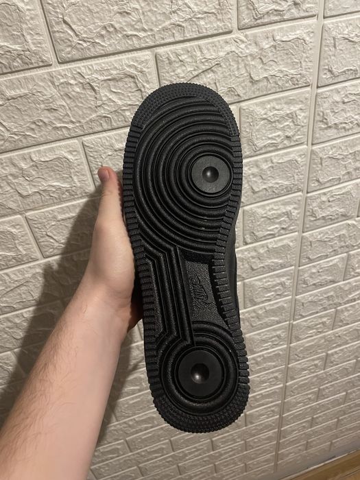 URGENT Nike Air force 1 low triple black