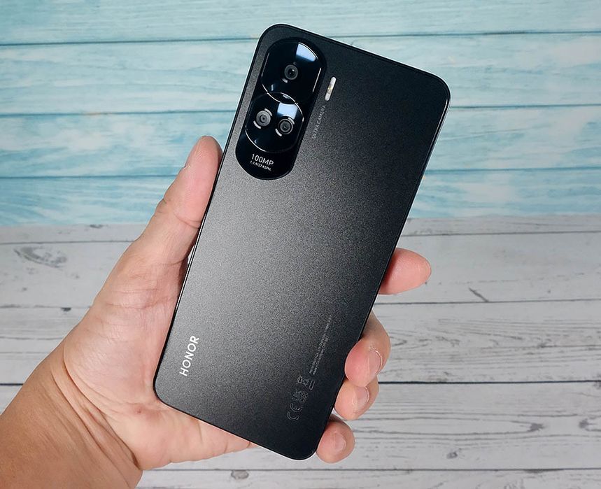 Продам или обменяю хонор 90 лайт 8 на256