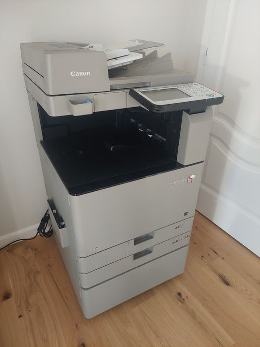 De vanzare imprimantă Canon  C3325i