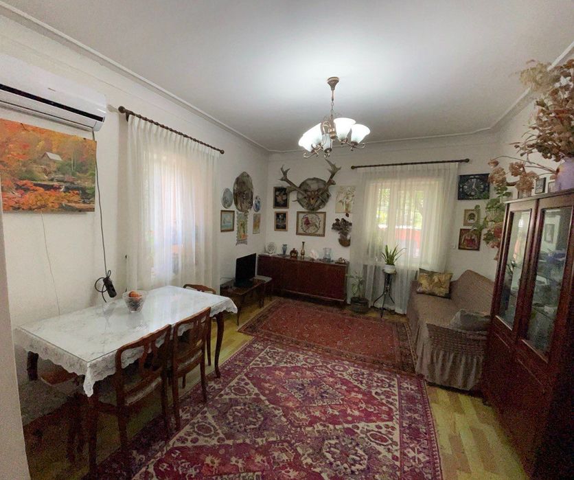 Буюк Ипак Йули 2/2/2-кирпич  мебель, техника остаются 50 кв 60000!