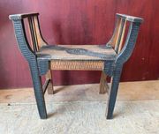 Taburet Vintage din lemn Stil Brancovenesc; Bancuta; Scaunel