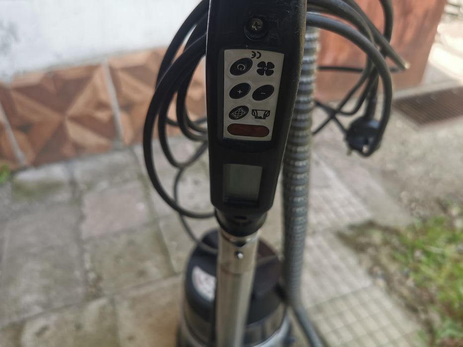 Професионална прахосмукачка Aura cleanmax dplus