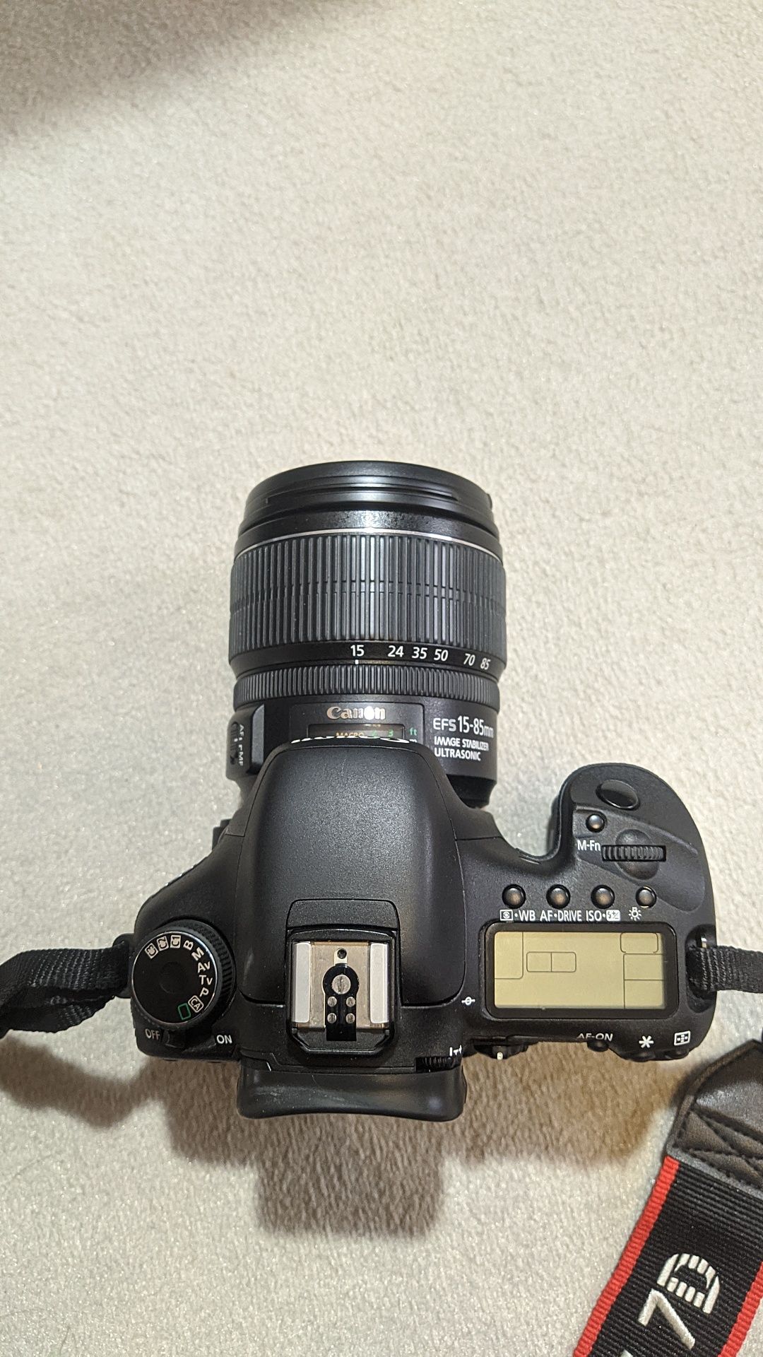 Продам фотоаппарат Canon EOS 7D