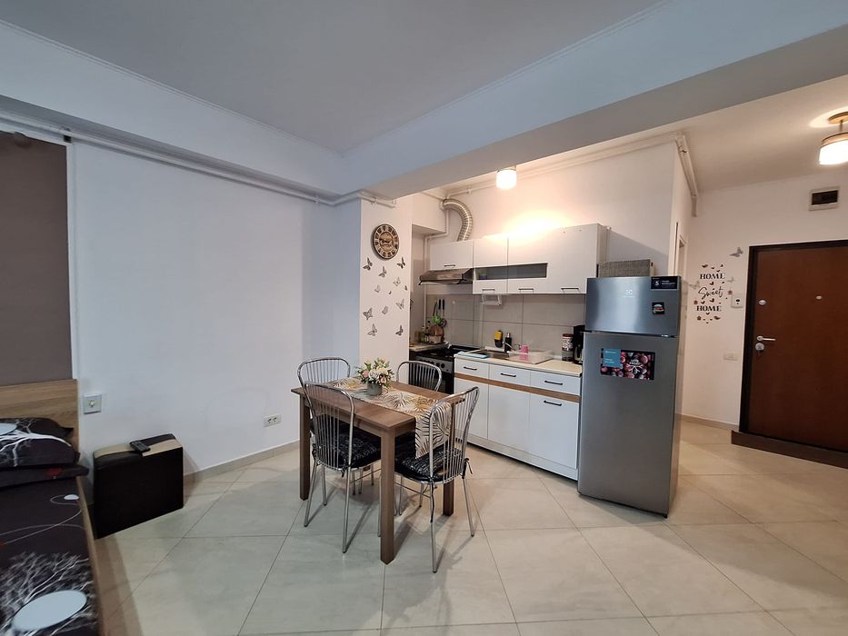 Inchiriez studio MAMAIA NORD