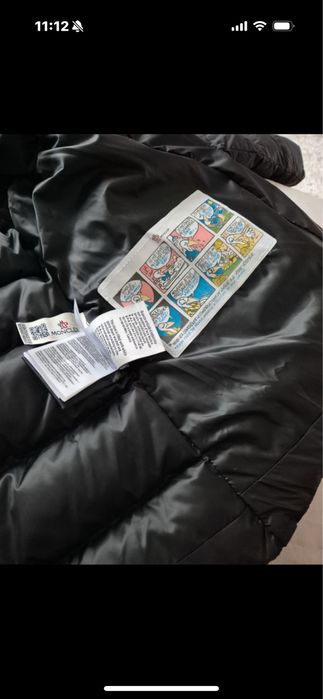 Geacă Moncler măsura 38 cumparată de pe Vinted. Geaca este impecabilă.