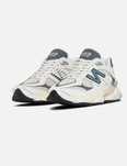 New Balance 9060 New Spruce