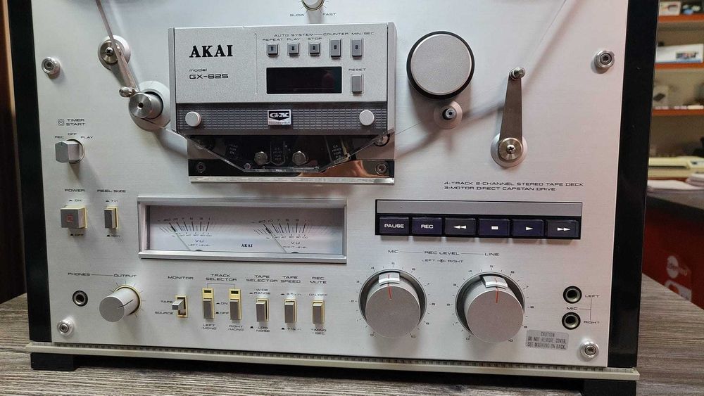 Magnetofon AKAI 625