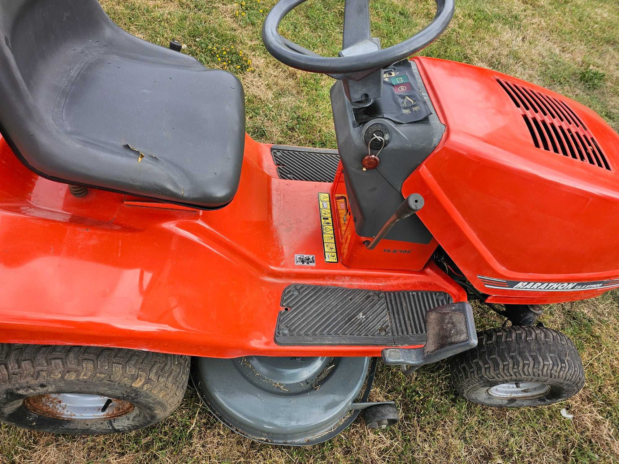 Тракторна Косачка Briggs&Stratton/OLEO-MAC. 15,5.к.с.. Перфектна.