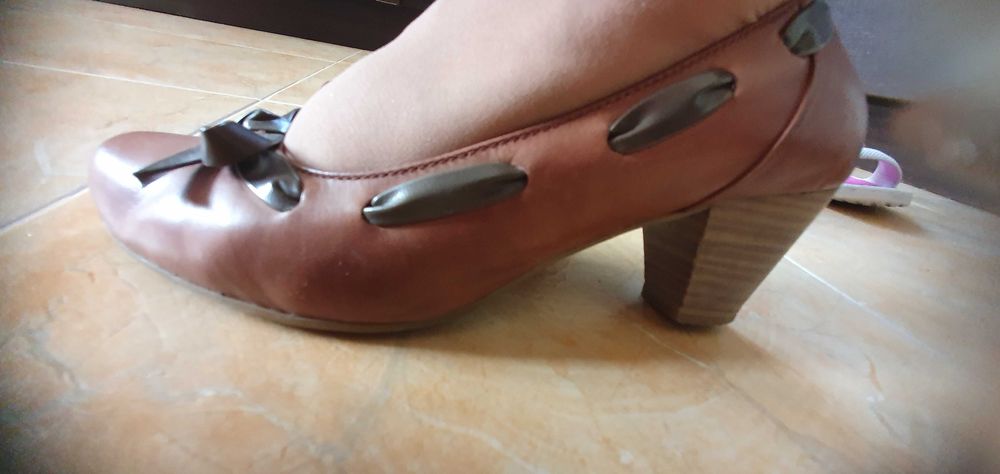 Обувки от естествена кожа 38 номер