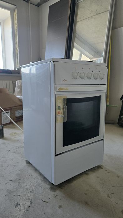 Электро плита рабочая. Flama.