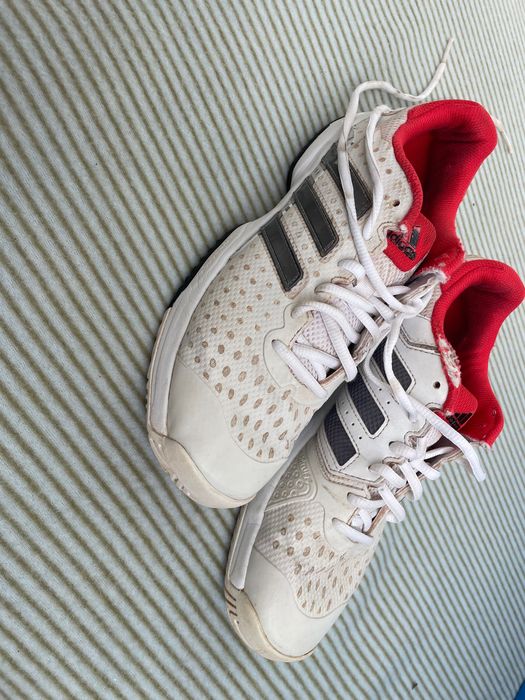 Дамски маратонки Adidas 38, носени