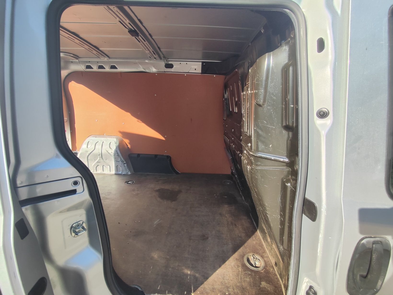 Нов внос OPEL COMBO Maxi
